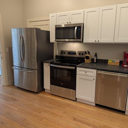 Refresh 3Br Apt New Kitchen! Downtown Ντάραμ Εξωτερικό φωτογραφία